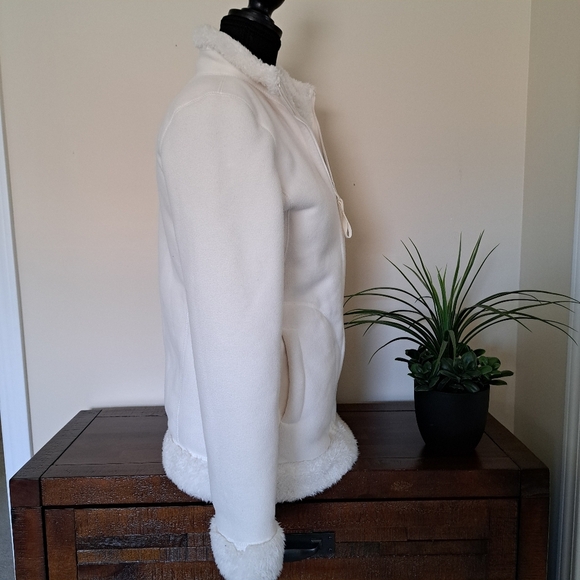 Uniqlo Reversible Jacket Sherpa Fleece Cream Size Small Cozy Neutral Zip Up - Picture 3 of 14